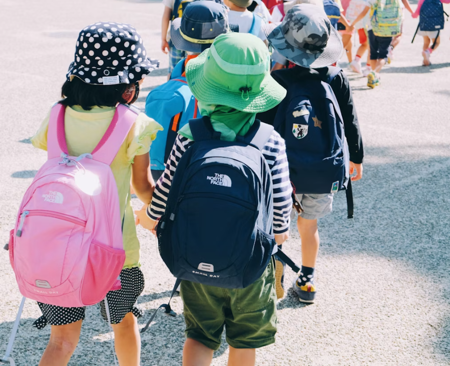 事例1 / 商品で売上前年比200倍 - バッグ・リュック